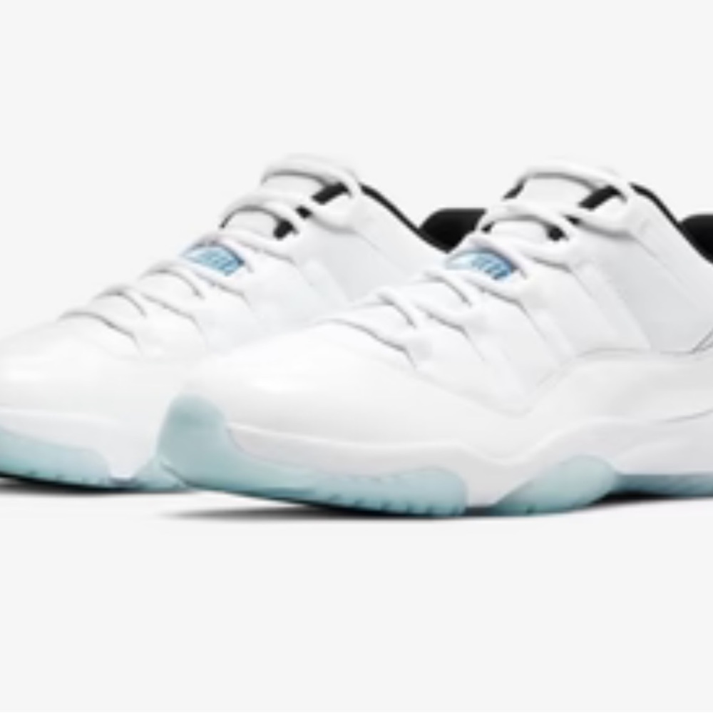 AIR JORDAN 11 RETRO LOW LEGEND BLUE SNEAKERS SIZE 8.5